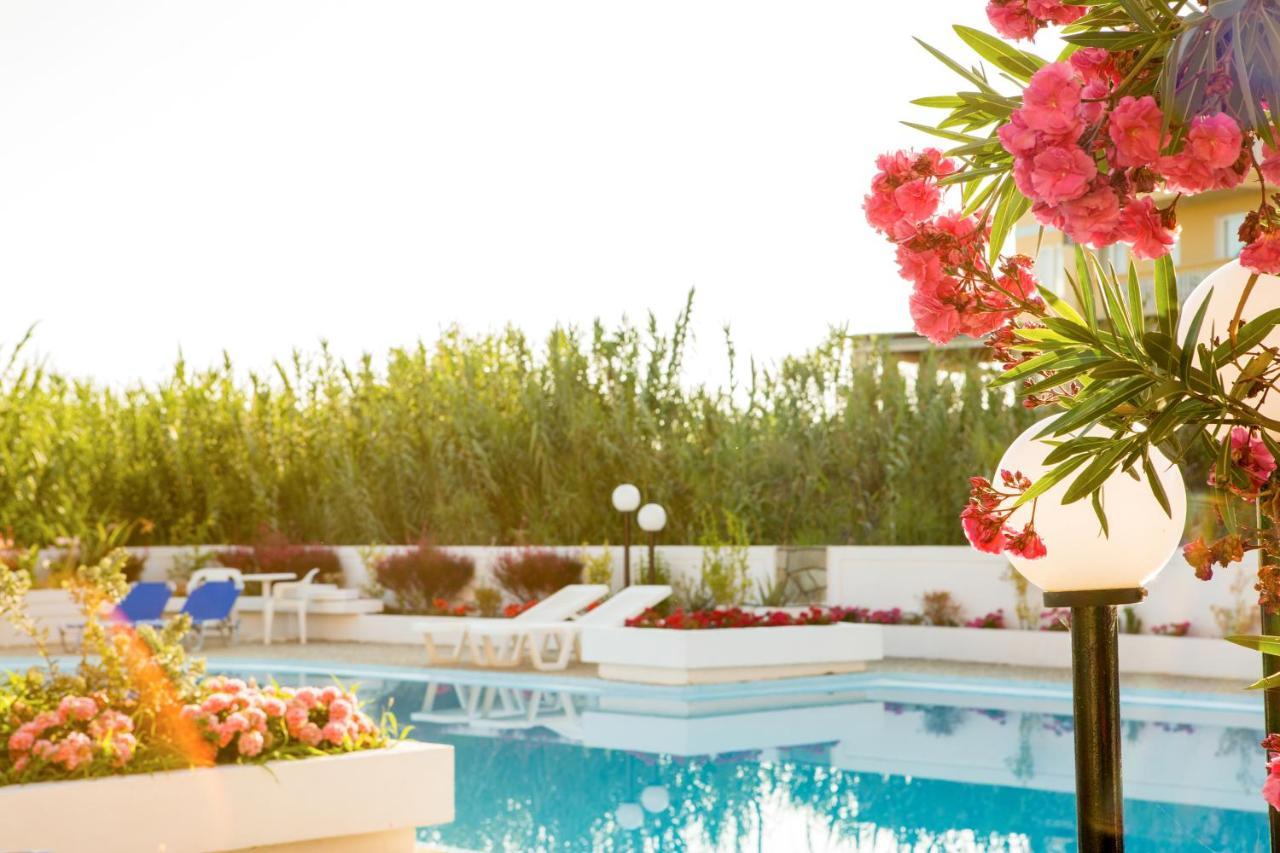 Albatross Hotel มาเลเม ภายนอก รูปภาพ