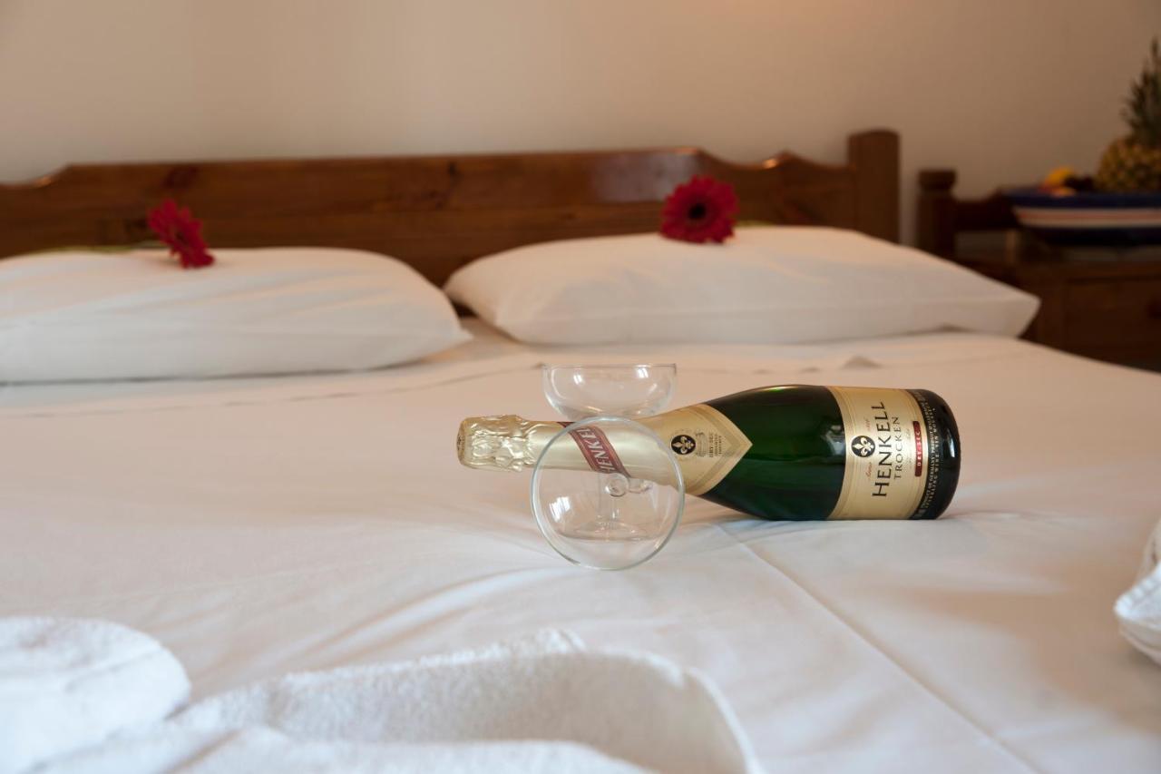 Albatross Hotel มาเลเม ภายนอก รูปภาพ