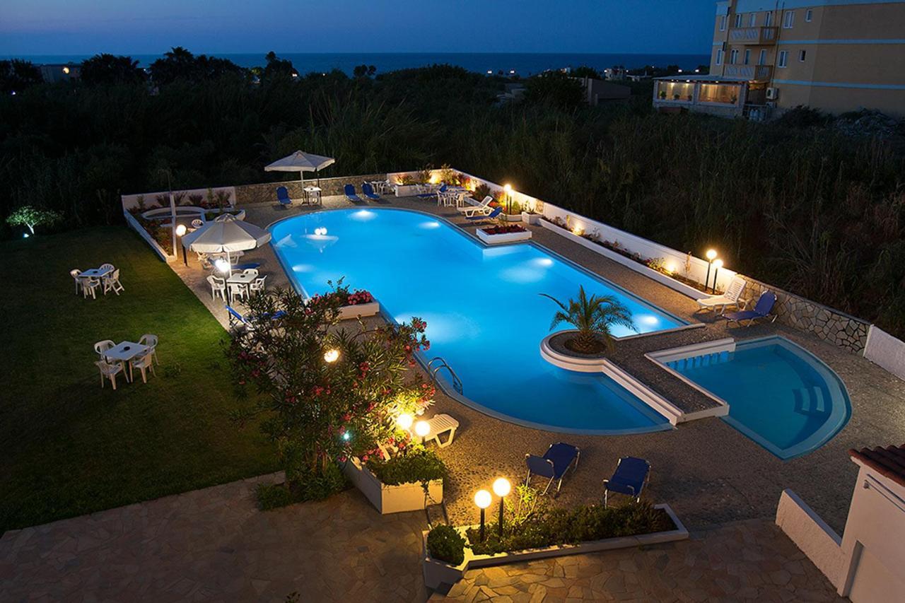 Albatross Hotel มาเลเม ภายนอก รูปภาพ